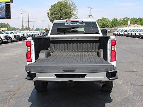 Used 2025 Chevrolet Silverado 2500 W/T w/ WT/CX Safety Package AWD/4WD image 10