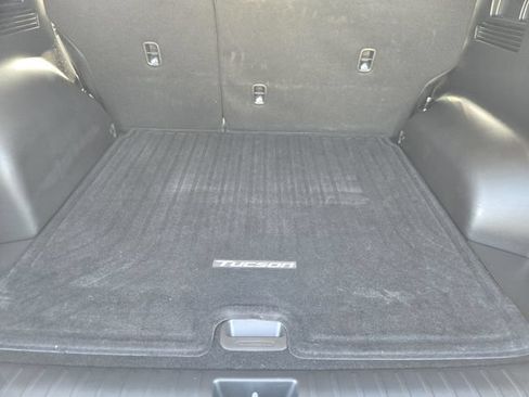 Certified 2024 Hyundai Tucson Limited FWD image 25
