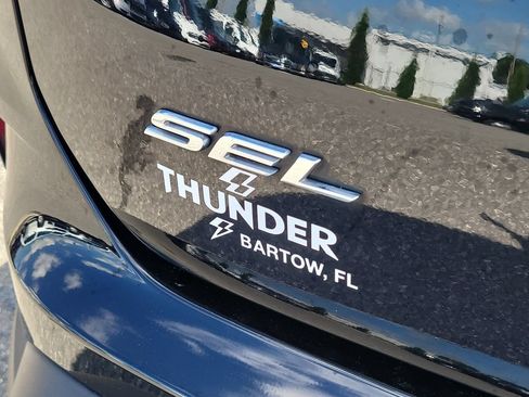 Used 2024 Ford Edge SEL w/ Convenience Package AWD/4WD image 6