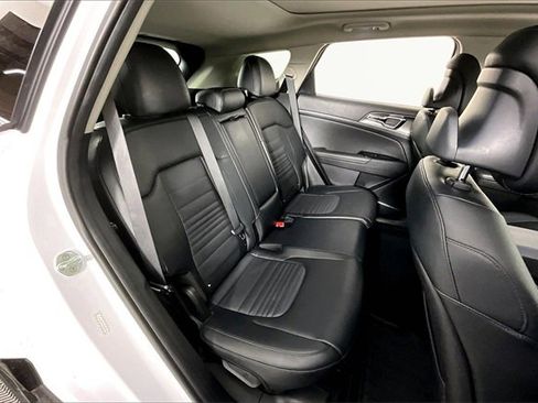 Certified 2023 Kia Sportage SX image 24