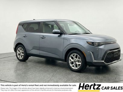 Used 2025 Kia Soul LX w/ LX Technology Package