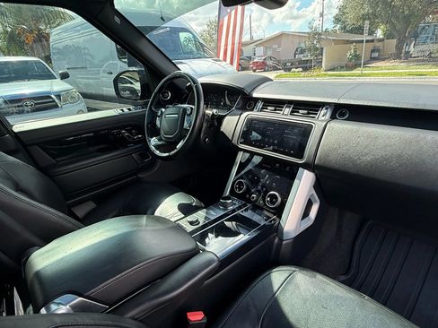 Used 2019 Land Rover Range Rover Supercharged AWD/4WD image 24