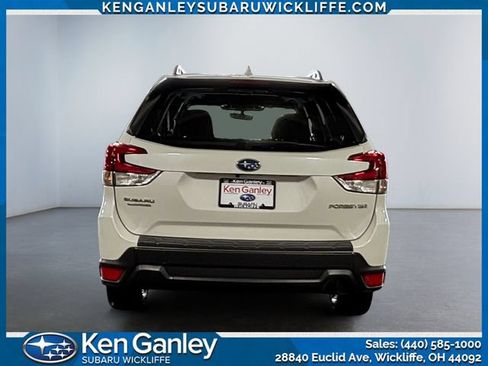 Used 2022 Subaru Forester Premium w/ Popular Package #1 AWD/4WD image 4