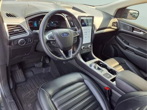 Used 2023 Ford Edge SEL w/ Convenience Package image 19
