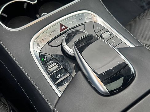 Used 2020 Mercedes-Benz S 560 Sedan image 33