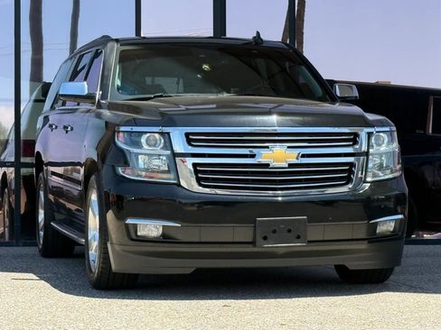 Used 2016 Chevrolet Suburban LTZ RWD image 18