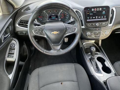 Used 2016 Chevrolet Malibu LT image 11
