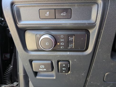 Used 2022 Ford Expedition Max Limited RWD image 26