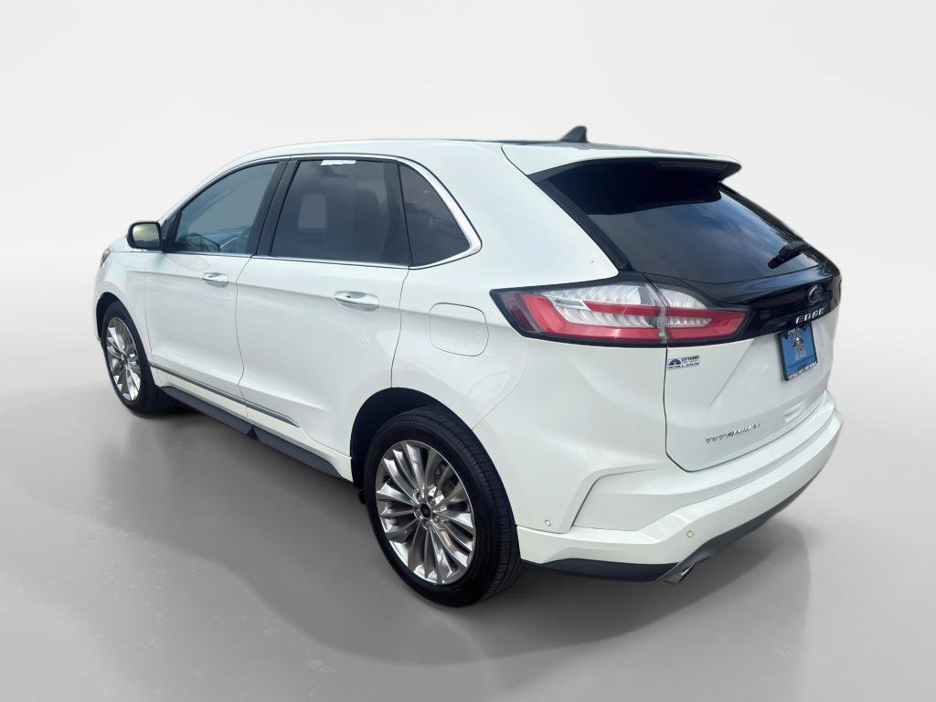 Used 2021 Ford Edge Titanium w/ Equipment Group 301A FWD image 3