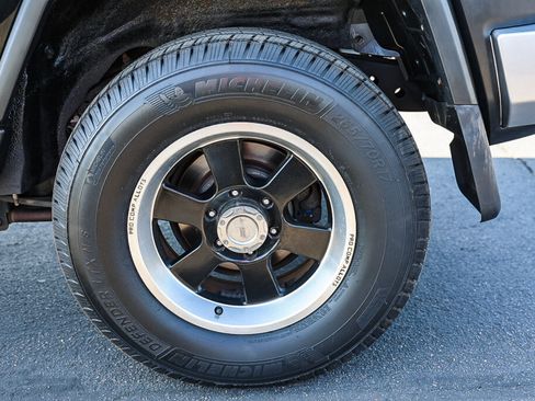 Used 2007 Toyota FJ Cruiser 4WD image 24