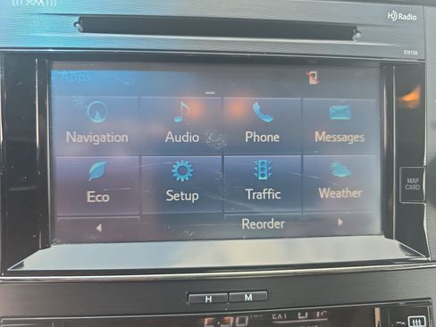 Used 2016 Toyota Avalon Touring FWD image 22