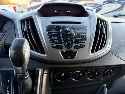 Used 2016 Ford Transit 150 XL image 31