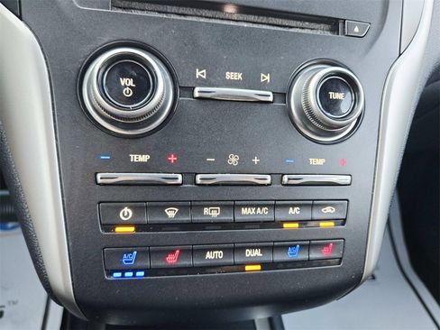 Used 2017 Lincoln MKC Reserve image 29