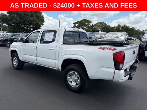 Used 2021 Toyota Tacoma SR AWD/4WD image 4