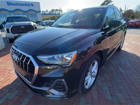 Used 2020 Audi Q3 2.0T Premium w/ Convenience Package image 5