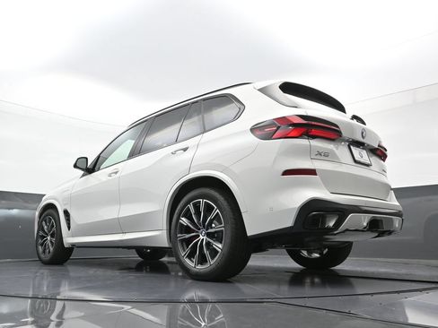 New 2026 BMW X5 xDrive50e w/ M Sport Package AWD/4WD image 26