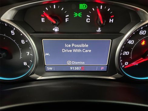 Used 2020 Chevrolet Equinox Premier image 12