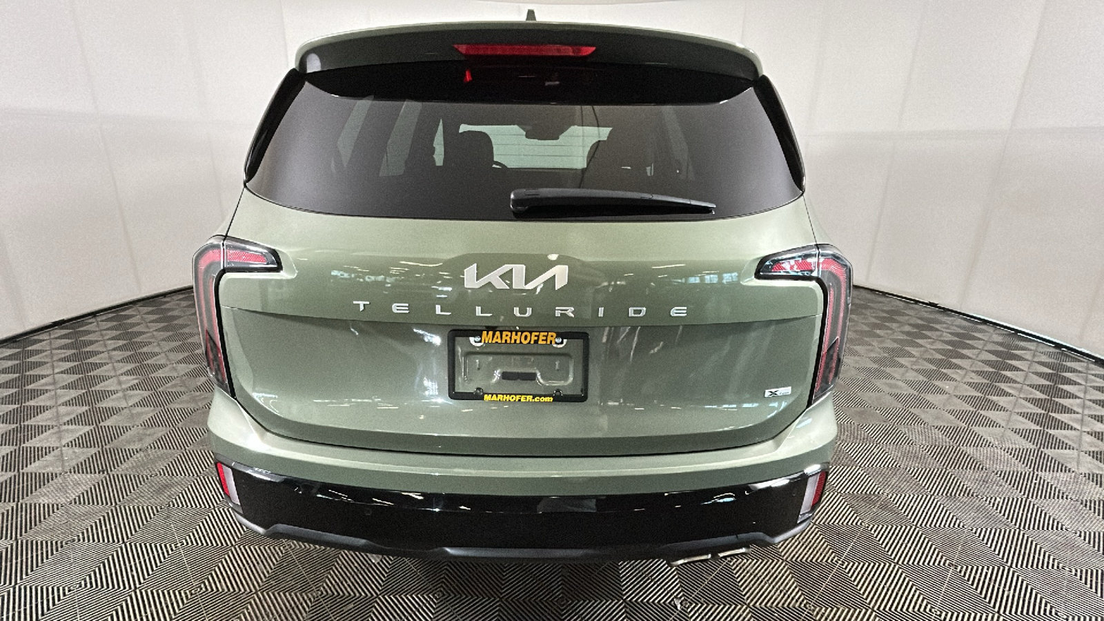 Used 2024 Kia Telluride EX X-Line AWD/4WD image 4