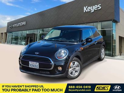Used 2019 MINI Cooper 2-Door Hardtop w/ Signature Upholstery Package
