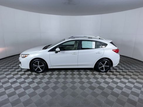 Used 2019 Subaru Impreza 2.0i Premium image 5