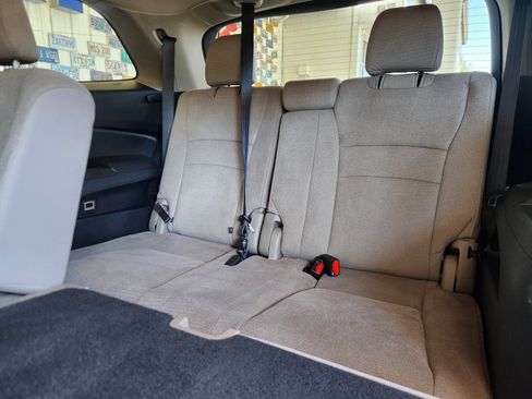 Used 2016 Honda Pilot EX image 8