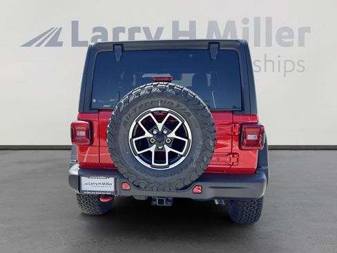 New 2025 Jeep Wrangler Unlimited Rubicon w/ Steel Bumper Group image 7