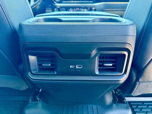 Used 2022 Chevrolet Silverado 1500 RST w/ Convenience Package II AWD/4WD image 26