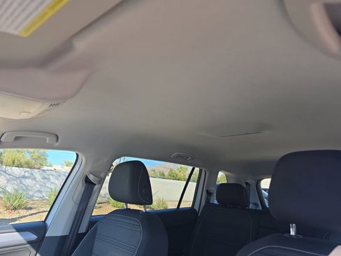 Certified 2023 Volkswagen Tiguan S image 33