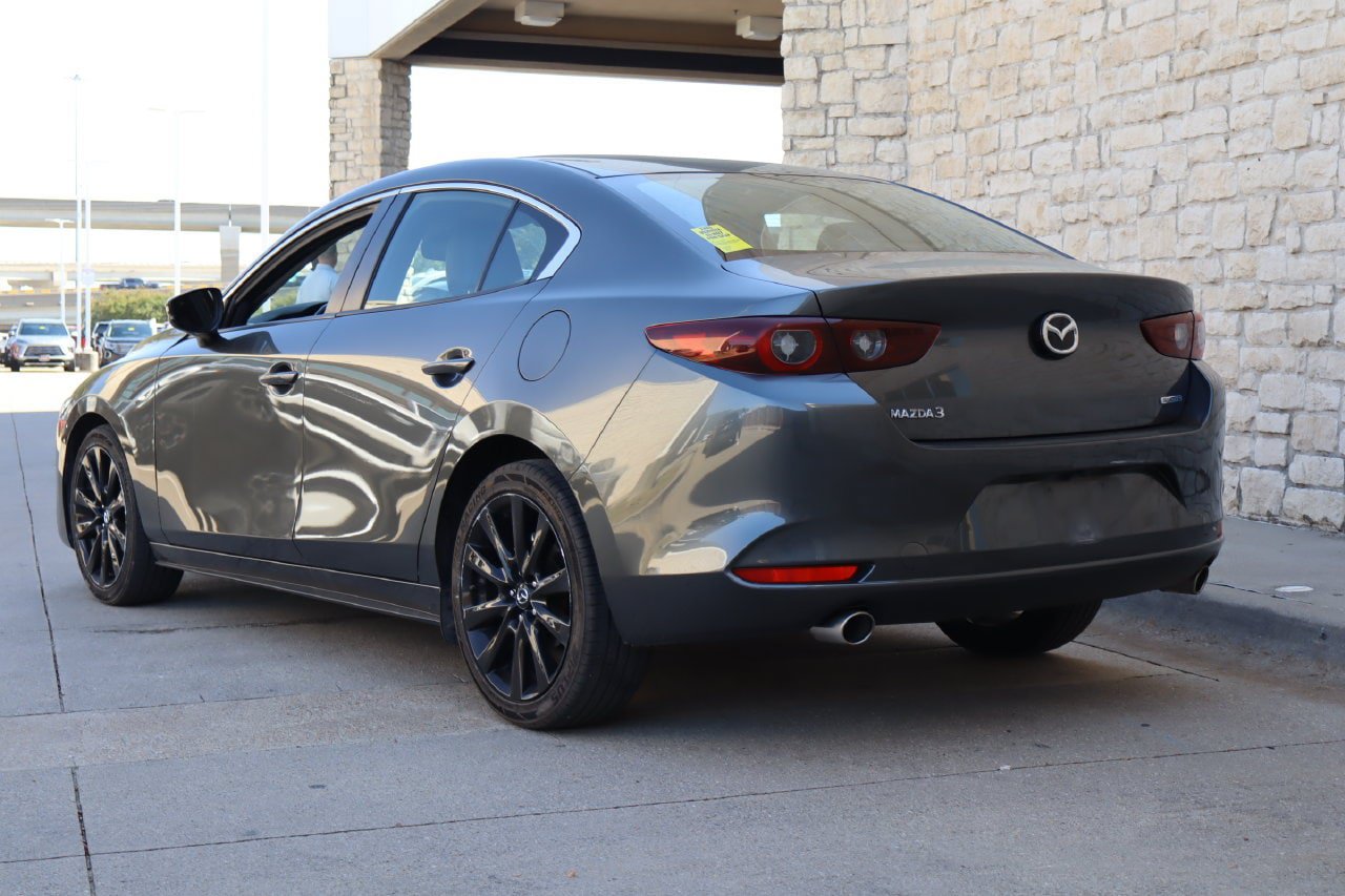 Used 2024 MAZDA MAZDA3 s FWD image 3
