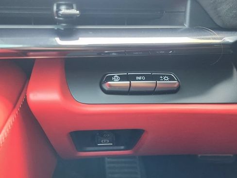 Used 2024 Chevrolet Corvette Z06 RWD image 24