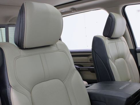 Used 2019 RAM 1500 Limited w/ Advanced Safety Group AWD/4WD image 54