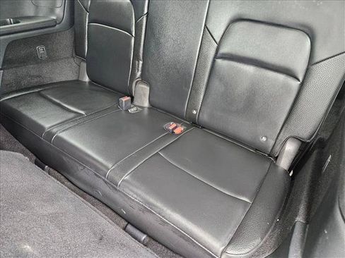 Used 2022 Nissan Pathfinder SL w/ Lighting Package (N92) FWD image 19