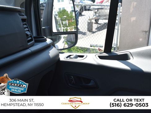 Used 2025 Ford Transit 250 Low Roof RWD image 18
