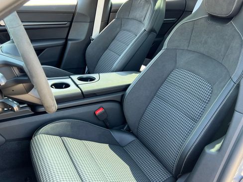New 2025 Porsche Taycan AWD/4WD image 5