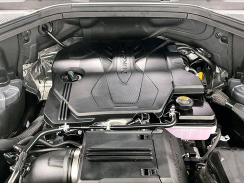 Used 2025 Genesis GV80 2.5T Standard AWD/4WD image 11