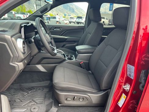 Certified 2025 Chevrolet Colorado LT w/ Advanced Trailering Package AWD/4WD image 23