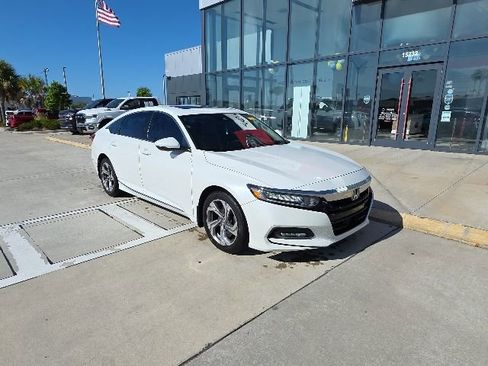 Used 2018 Honda Accord EX-L image 2