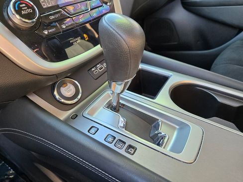 Used 2020 Nissan Murano S image 26