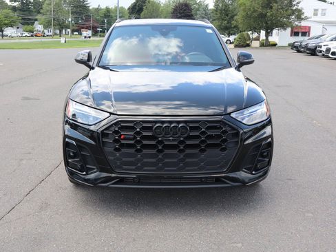 Used 2023 Audi SQ5 Premium Plus w/ Premium Plus Package AWD/4WD image 2