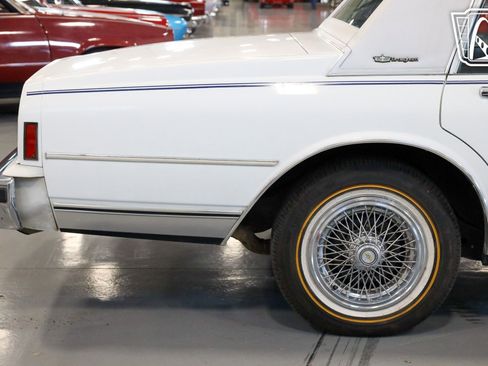 Used 1989 Chevrolet Caprice Classic Brougham image 36