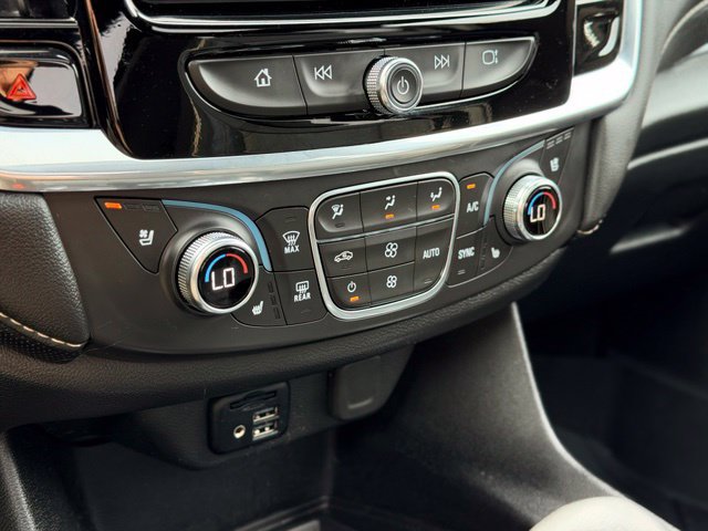Used 2023 Chevrolet Traverse Premier w/ Redline Edition AWD/4WD image 16