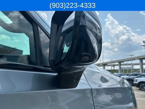Used 2023 Chevrolet Tahoe RST w/ Luxury Package AWD/4WD image 17