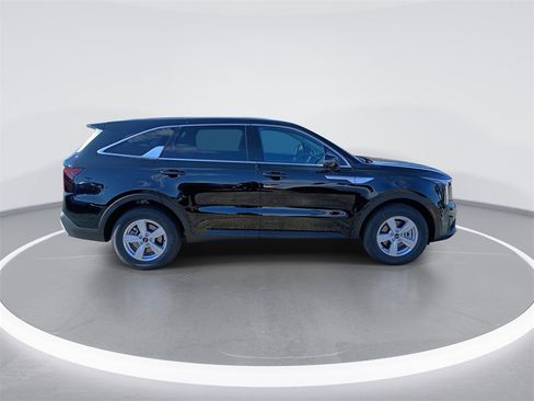 New 2026 Kia Sorento LX image 9