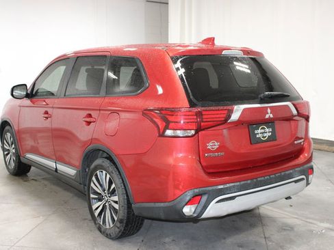 Used 2019 Mitsubishi Outlander SE image 7