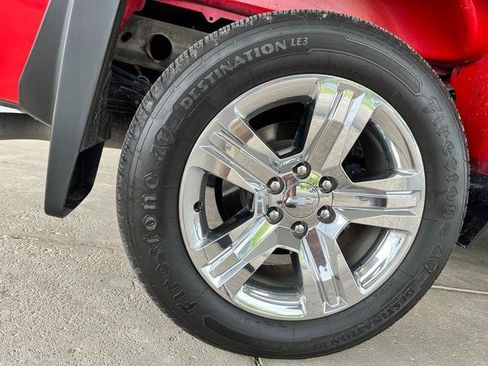 Used 2019 Chevrolet Silverado 1500 Custom w/ Custom Convenience Package AWD/4WD image 14