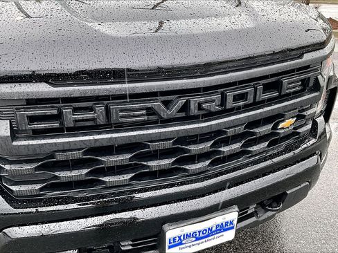 Used 2025 Chevrolet Silverado 1500 Custom AWD/4WD image 30