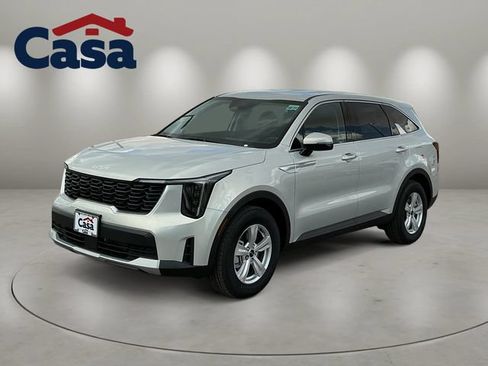 Certified 2026 Kia Sorento LX FWD image 1