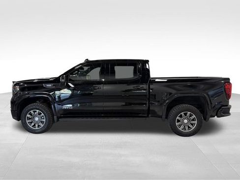 Used 2024 GMC Sierra 1500 AT4 w/ AT4 Premium Package AWD/4WD image 8