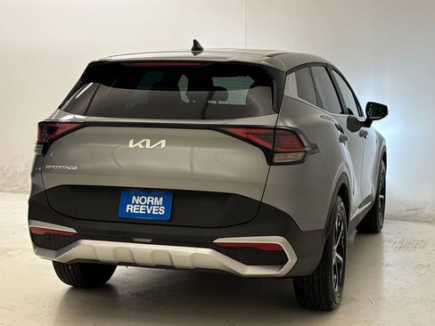 Used 2024 Kia Sportage EX FWD image 9