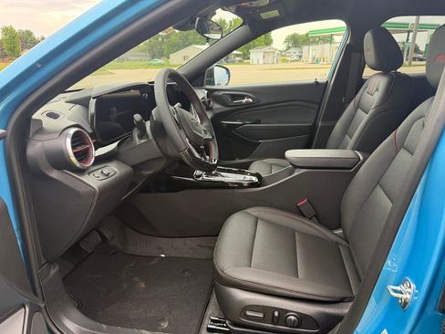 Used 2026 Chevrolet Trax RS w/ Driver Confidence Package FWD image 13